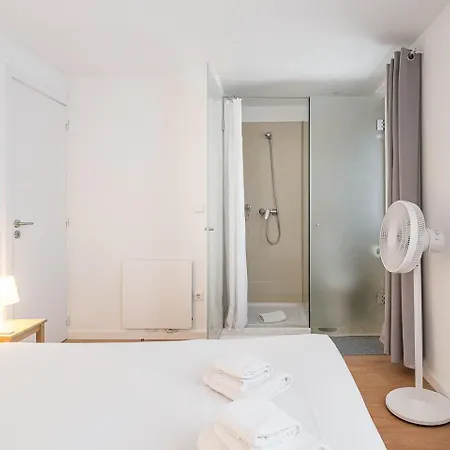 Modern Stone Loft Apartmán *